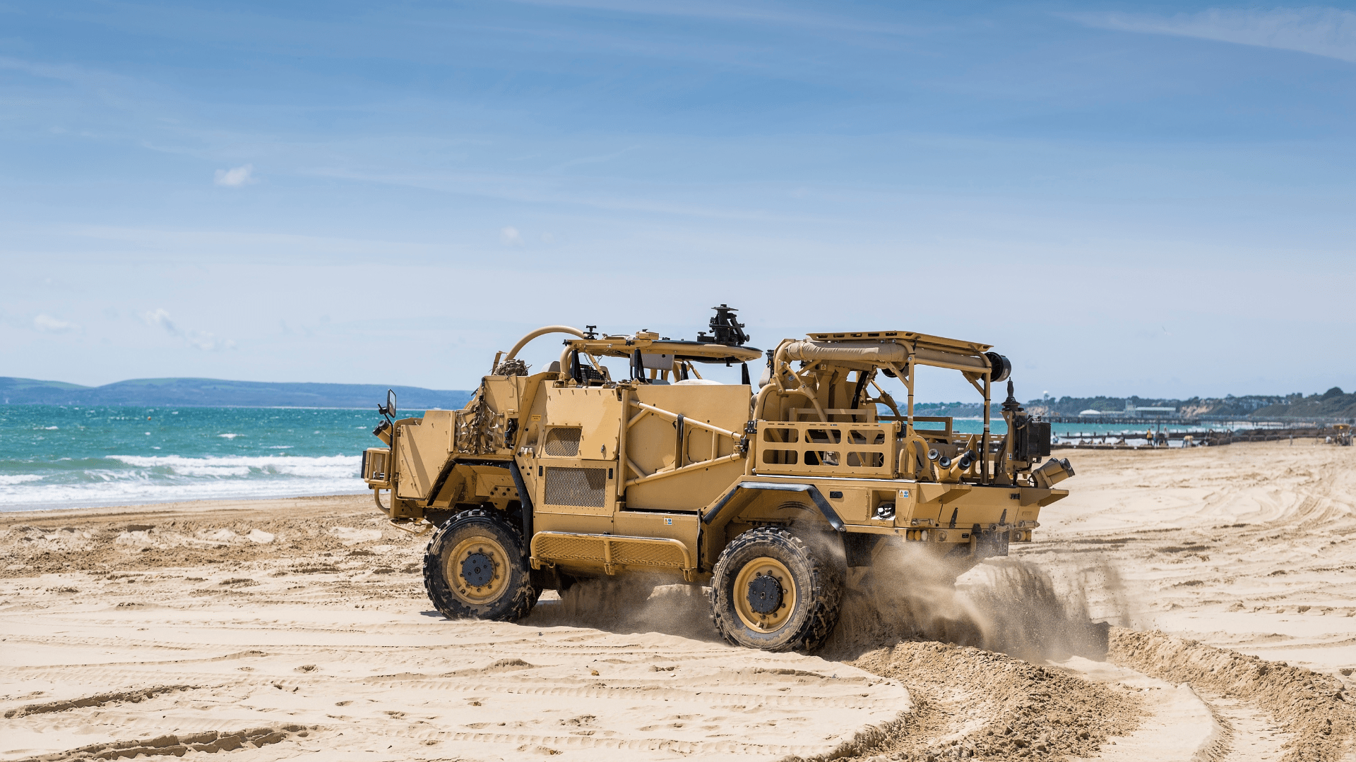 mobile thermal imaging on beach for military