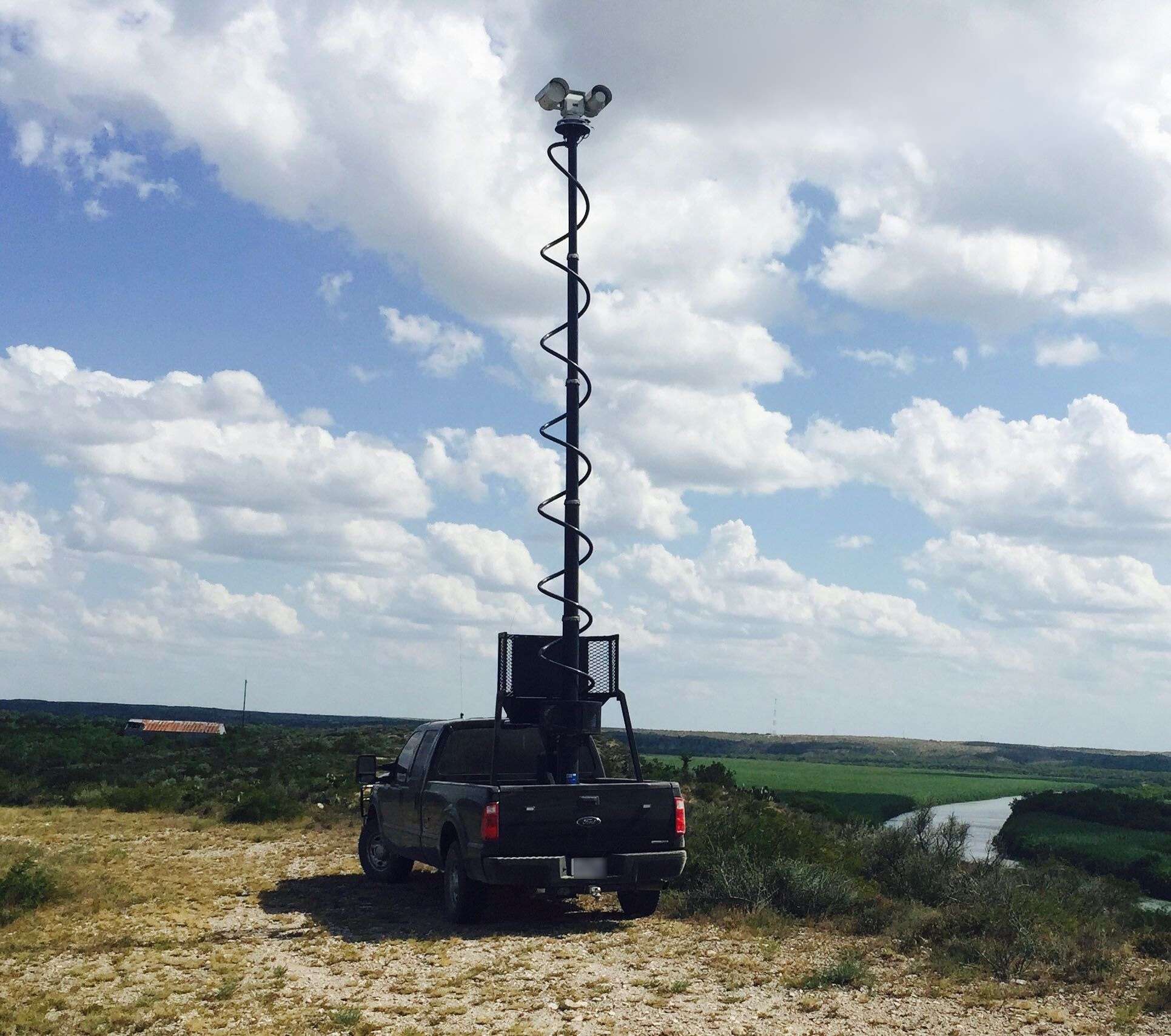 Revolutionizing Tactical Ground Operations: The Wireless Drop-Deployable M1-D Thermal Pan Tilt Zoom System